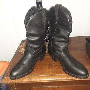 Shyanne black leather cowboy slouch boots size 7 1/2. Barely worn.